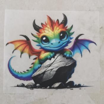 Bügelbild bunter Drache liegend
