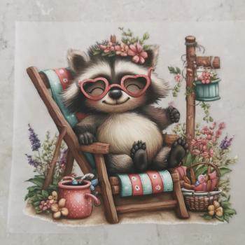 Bügelbild Waschbär Strandliege Herzbrille