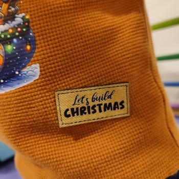 Label Let's build christmas