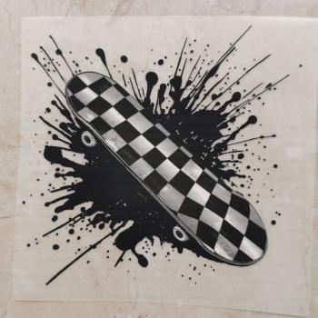 Bügelbild Karo-Skateboard