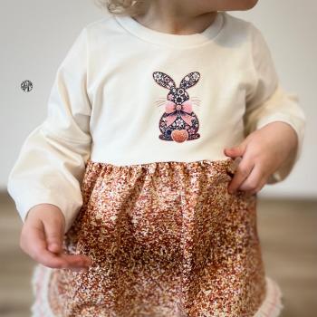 Preview: Bügelbild lilafarbene Hasensilhouette