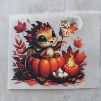 Bügelbild orangefarbener Kürbisdrache