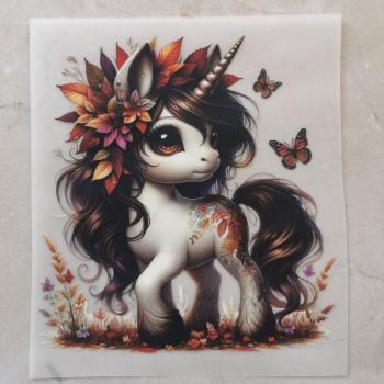 Bügelbild Laubeinhorn zwei Schmetterlinge