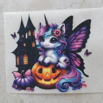 Bügelbild Halloweeneinhorn auf Kürbis