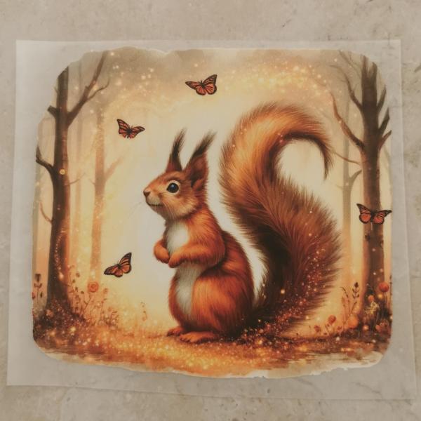 Bügelbild süßes Eichhörnchen Waldmorgen