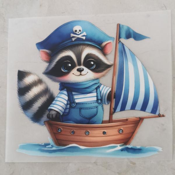 Bügelbild Kapitän Waschbär