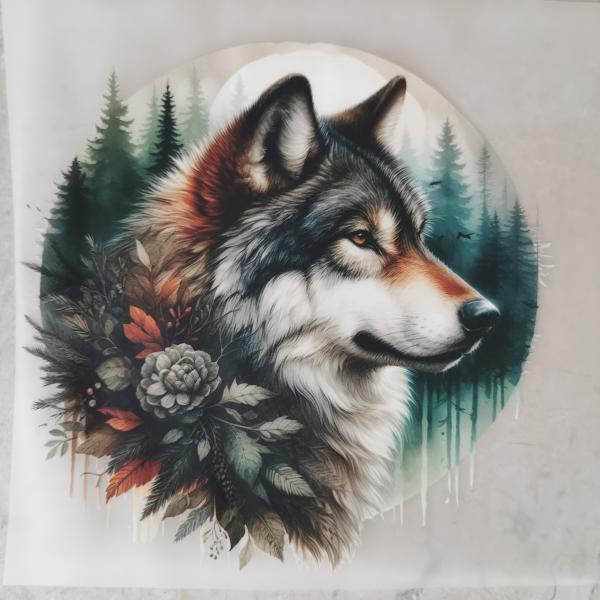 Bügelbild Wolfkopf am Wald