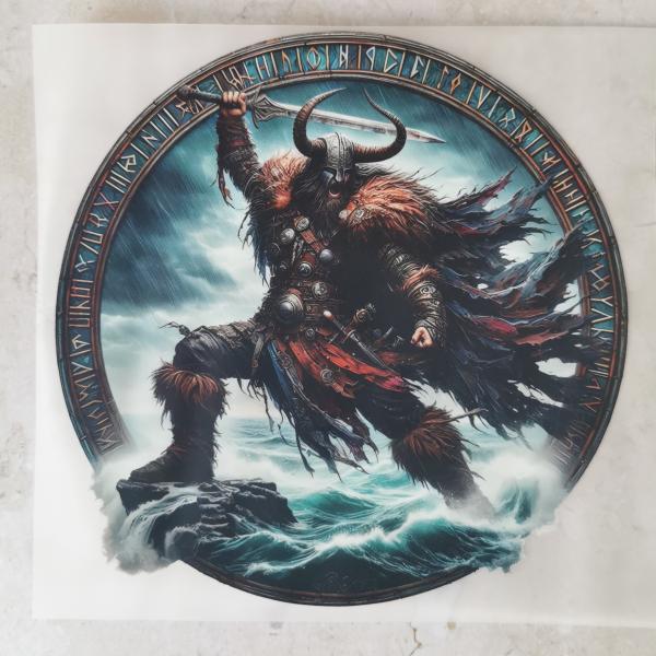 Bügelbild nordischer Wikinger brüllend