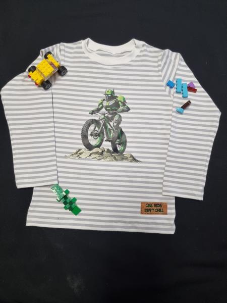 Bügelbild Biker-Robo grün