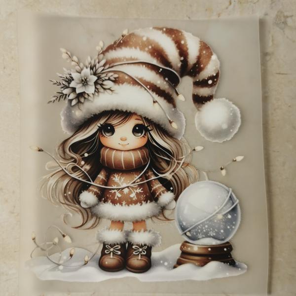 Bügelbild Schneemädchen Kugel daneben