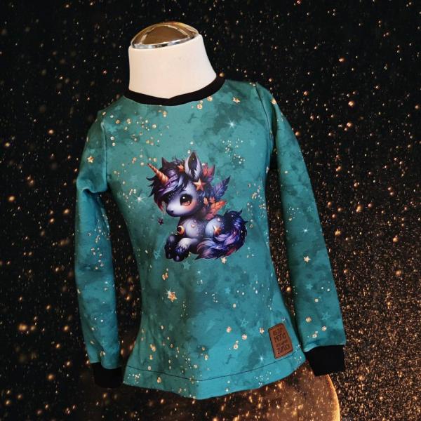 Bügelbild Feder-Einhorn liegend