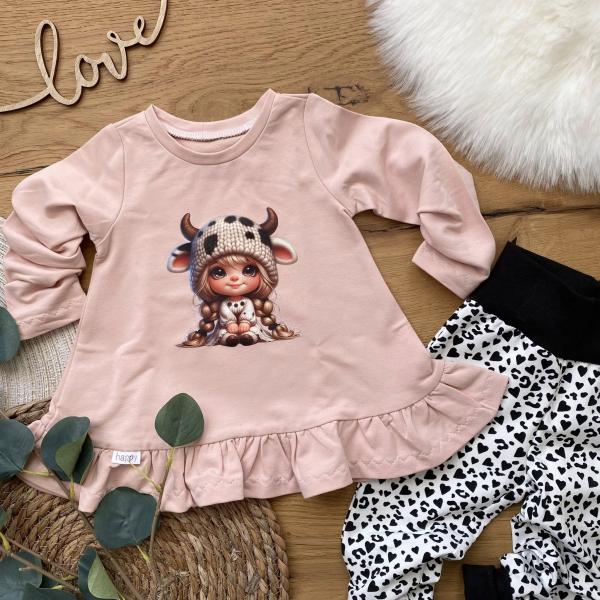 Bügelbild Kostümmädchen Kuh