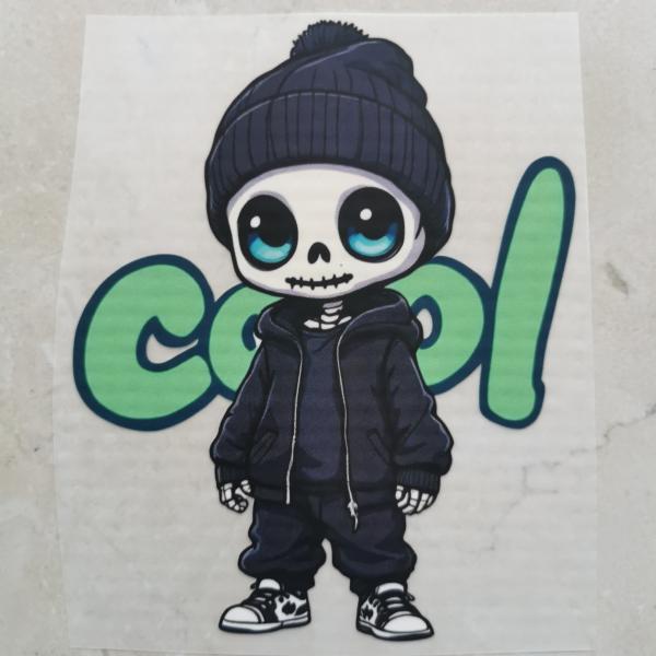 Bügelbild cool Skull Mütze