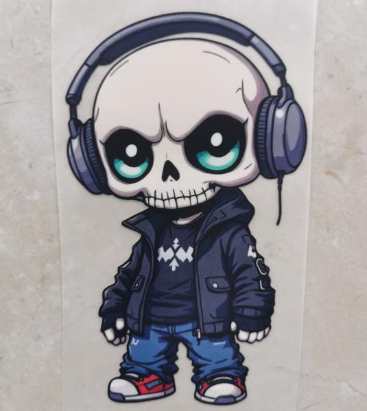 Bügelbild Skull Kopfhörer Jeans