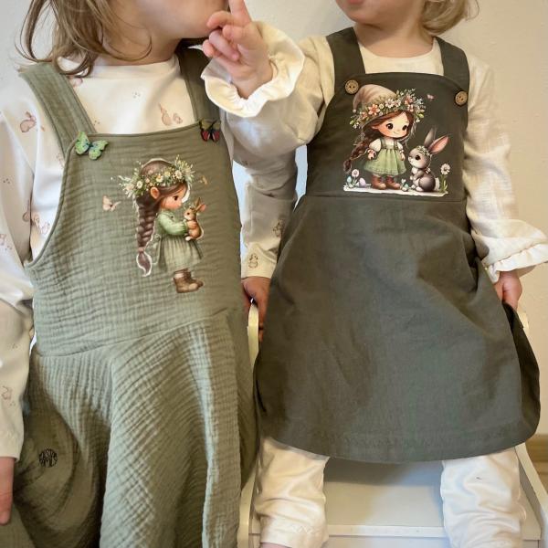 Bügelbild Mädchen mit Hase