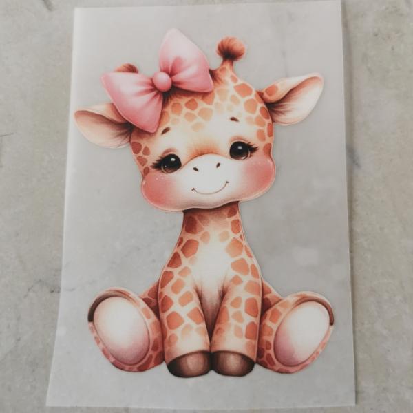 Bügelbild Schleifengiraffe sitzend