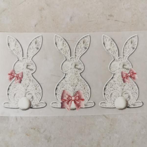 Bügelbild Hasentrio Spitze