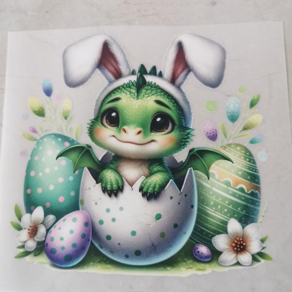 Bügelbild Osterdrache im Ei