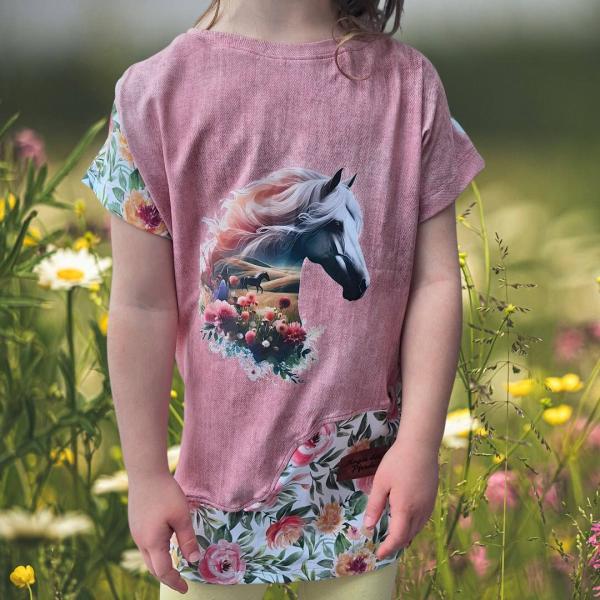 Bügelbild floraler Pferdekopf Landschaft Pferd