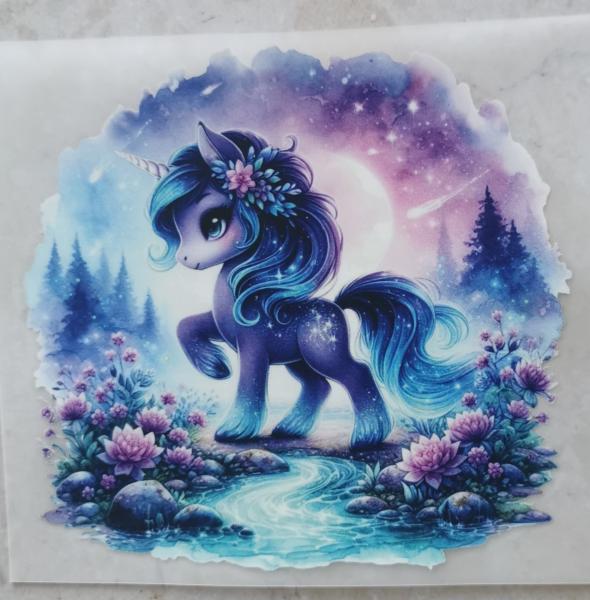 Bügelbild Nachteinhorn am Fluss