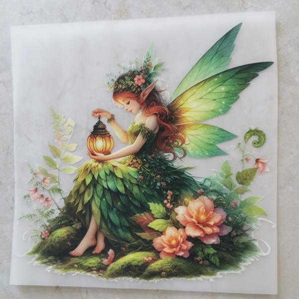 Bügelbild Waldelfe sitzend